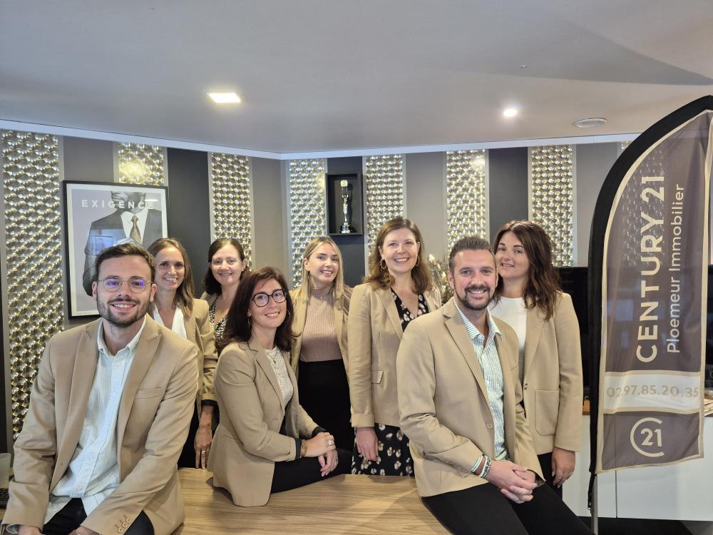 l'équipe de l'agence Ploemeur Immobilier