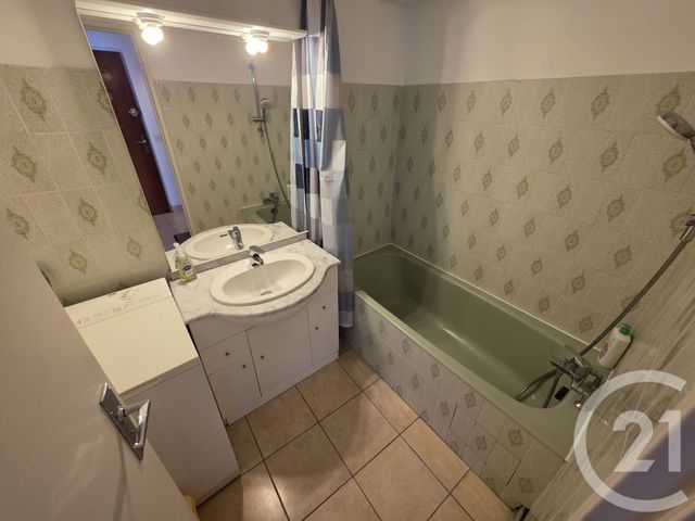 Afficher la photo en grand Appartement F1 à vendre - 1 pièce - 30.9 m2 - PLOEMEUR - 56 - BRETAGNE - Century 21 Ploemeur Immobilier