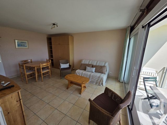 Afficher la photo en grand Appartement F1 à vendre - 1 pièce - 30.9 m2 - PLOEMEUR - 56 - BRETAGNE - Century 21 Ploemeur Immobilier
