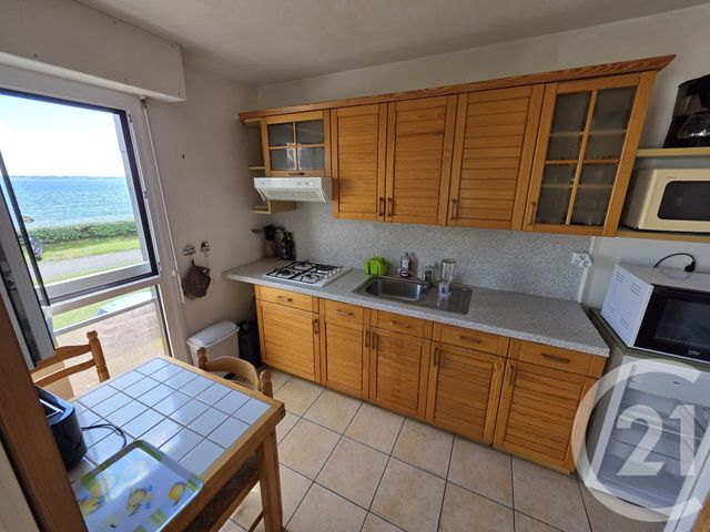 Afficher la photo en grand Appartement F1 à vendre - 1 pièce - 30.9 m2 - PLOEMEUR - 56 - BRETAGNE - Century 21 Ploemeur Immobilier