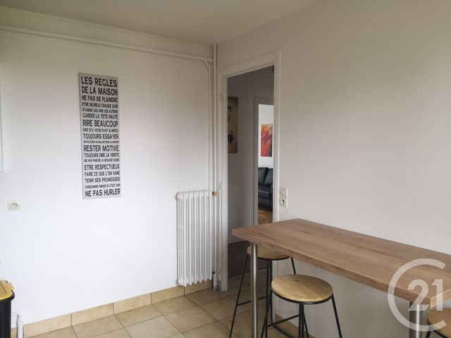 Appartement T4 à louer - 4 pièces - 66.63 m2 - LORIENT - 56 - BRETAGNE - Century 21 Ploemeur Immobilier