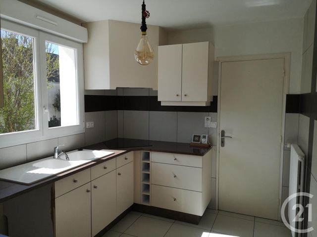 maison à louer - 5 pièces - 121.51 m2 - PLOEMEUR - 56 - BRETAGNE - Century 21 Ploemeur Immobilier