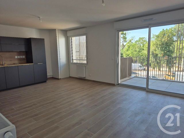 Appartement T3 à louer - 3 pièces - 70.5 m2 - PLOEMEUR - 56 - BRETAGNE - Century 21 Ploemeur Immobilier