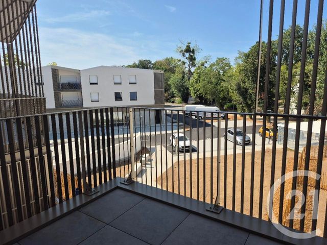 Appartement T3 à louer - 3 pièces - 70.5 m2 - PLOEMEUR - 56 - BRETAGNE - Century 21 Ploemeur Immobilier