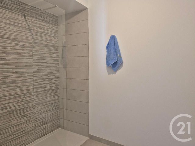Appartement T3 à louer - 3 pièces - 70.5 m2 - PLOEMEUR - 56 - BRETAGNE - Century 21 Ploemeur Immobilier