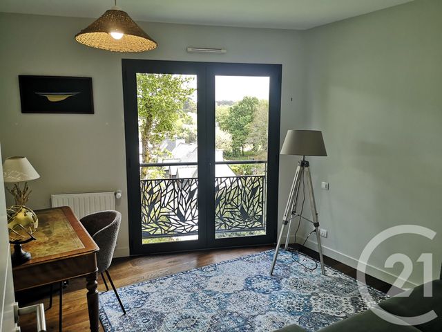 Appartement T2 à louer - 3 pièces - 67.44 m2 - PLOEMEUR - 56 - BRETAGNE - Century 21 Ploemeur Immobilier