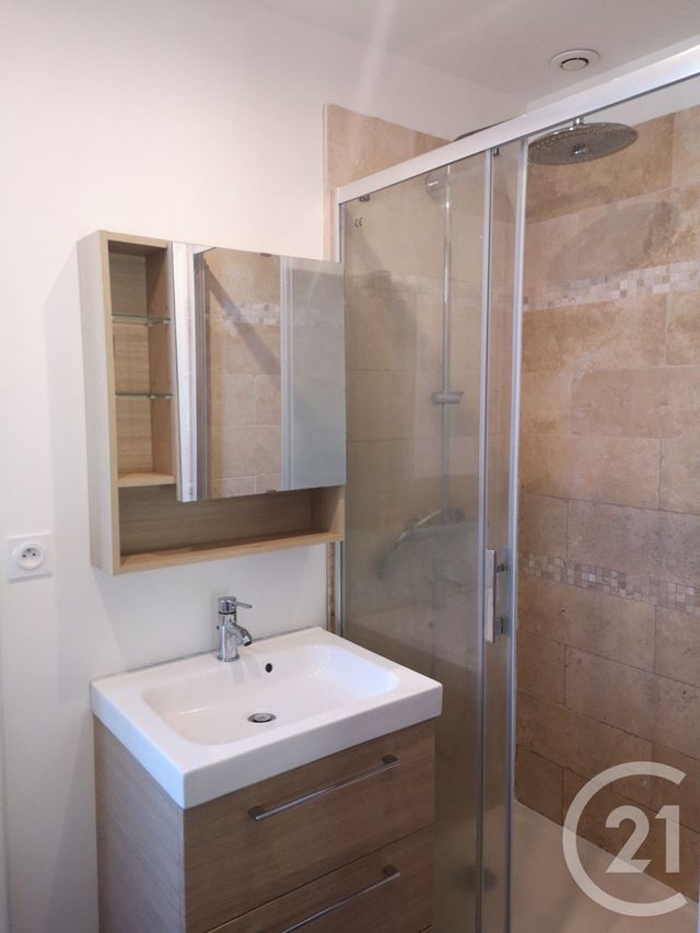 Appartement T2 à louer - 2 pièces - 38.65 m2 - PLOEMEUR - 56 - BRETAGNE - Century 21 Ploemeur Immobilier