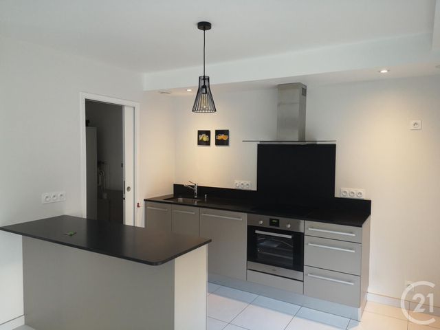 Appartement T4 à louer - 3 pièces - 74.17 m2 - PLOEMEUR - 56 - BRETAGNE - Century 21 Ploemeur Immobilier