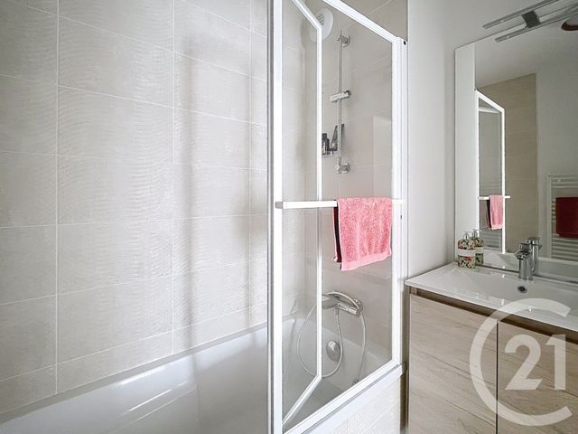 Appartement F4 à vendre - 4 pièces - 90.02 m2 - PLOEMEUR - 56 - BRETAGNE - Century 21 Ploemeur Immobilier