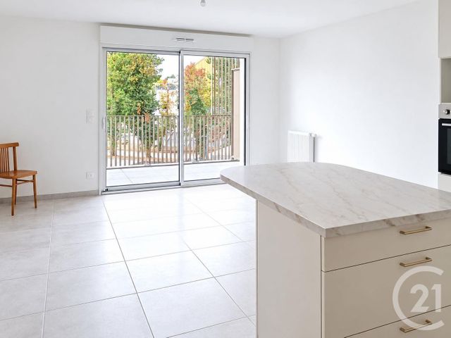 Appartement T2 à vendre - 2 pièces - 47.25 m2 - PLOEMEUR - 56 - BRETAGNE - Century 21 Ploemeur Immobilier