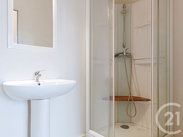 Appartement T3 à louer - 3 pièces - 49.5 m2 - PLOEMEUR - 56 - BRETAGNE - Century 21 Ploemeur Immobilier