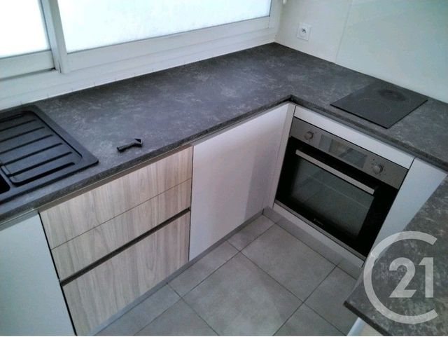 Appartement T2 à louer - 2 pièces - 36.78 m2 - PLOEMEUR - 56 - BRETAGNE - Century 21 Ploemeur Immobilier