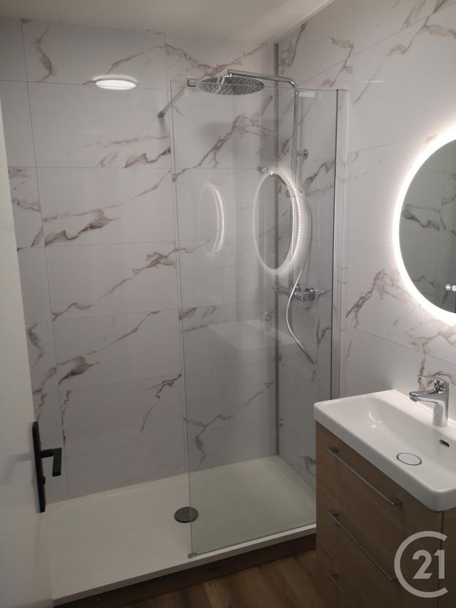 Appartement T3 à louer - 3 pièces - 75.24 m2 - PLOEMEUR - 56 - BRETAGNE - Century 21 Ploemeur Immobilier