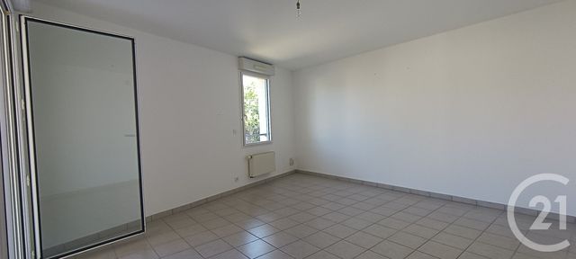 Appartement F3 à louer - 3 pièces - 67.3 m2 - PLOEMEUR - 56 - BRETAGNE - Century 21 Ploemeur Immobilier