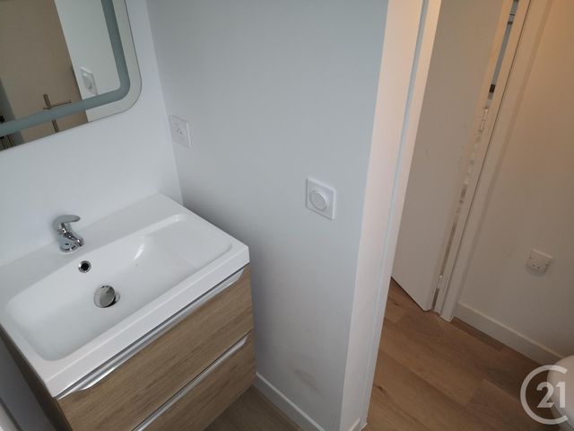 Appartement Studio cabine à louer - 2 pièces - 17.21 m2 - LORIENT - 56 - BRETAGNE - Century 21 Ploemeur Immobilier