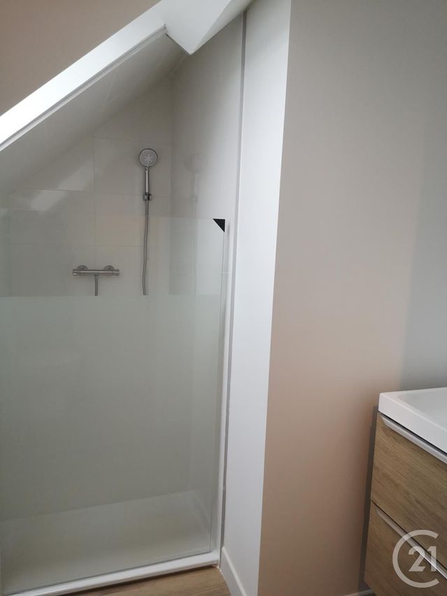 Appartement Studio cabine à louer - 2 pièces - 17.21 m2 - LORIENT - 56 - BRETAGNE - Century 21 Ploemeur Immobilier