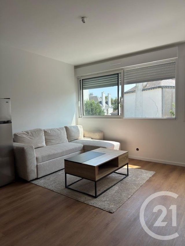Appartement T2 à louer - 2 pièces - 34.65 m2 - LORIENT - 56 - BRETAGNE - Century 21 Ploemeur Immobilier