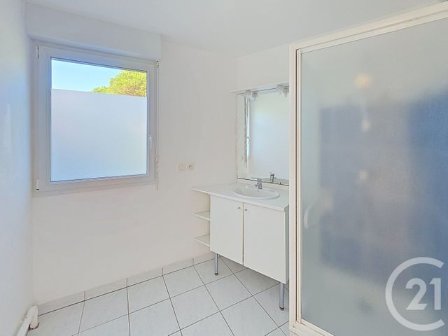 Appartement F3 à vendre - 3 pièces - 61.07 m2 - PLOEMEUR - 56 - BRETAGNE - Century 21 Ploemeur Immobilier