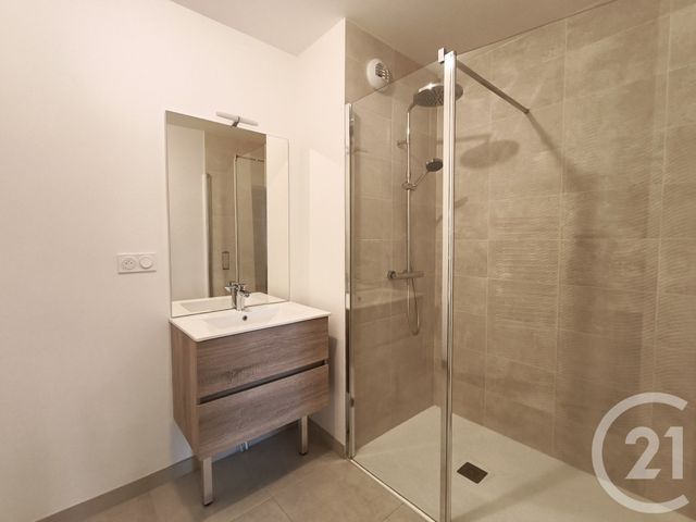 Appartement T4 à louer - 4 pièces - 90.02 m2 - PLOEMEUR - 56 - BRETAGNE - Century 21 Ploemeur Immobilier