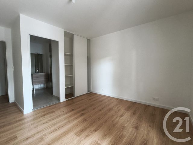 Appartement T4 à louer - 4 pièces - 90.02 m2 - PLOEMEUR - 56 - BRETAGNE - Century 21 Ploemeur Immobilier