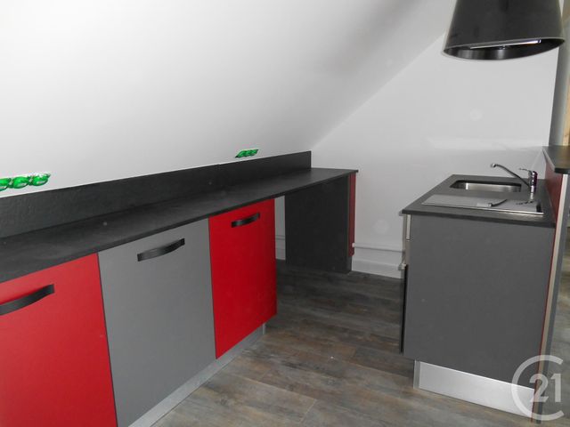 Appartement T4 à louer - 4 pièces - 40.1 m2 - PLOEMEUR - 56 - BRETAGNE - Century 21 Ploemeur Immobilier
