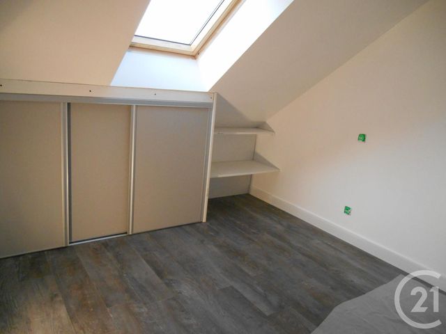 Appartement T4 à louer - 4 pièces - 40.1 m2 - PLOEMEUR - 56 - BRETAGNE - Century 21 Ploemeur Immobilier